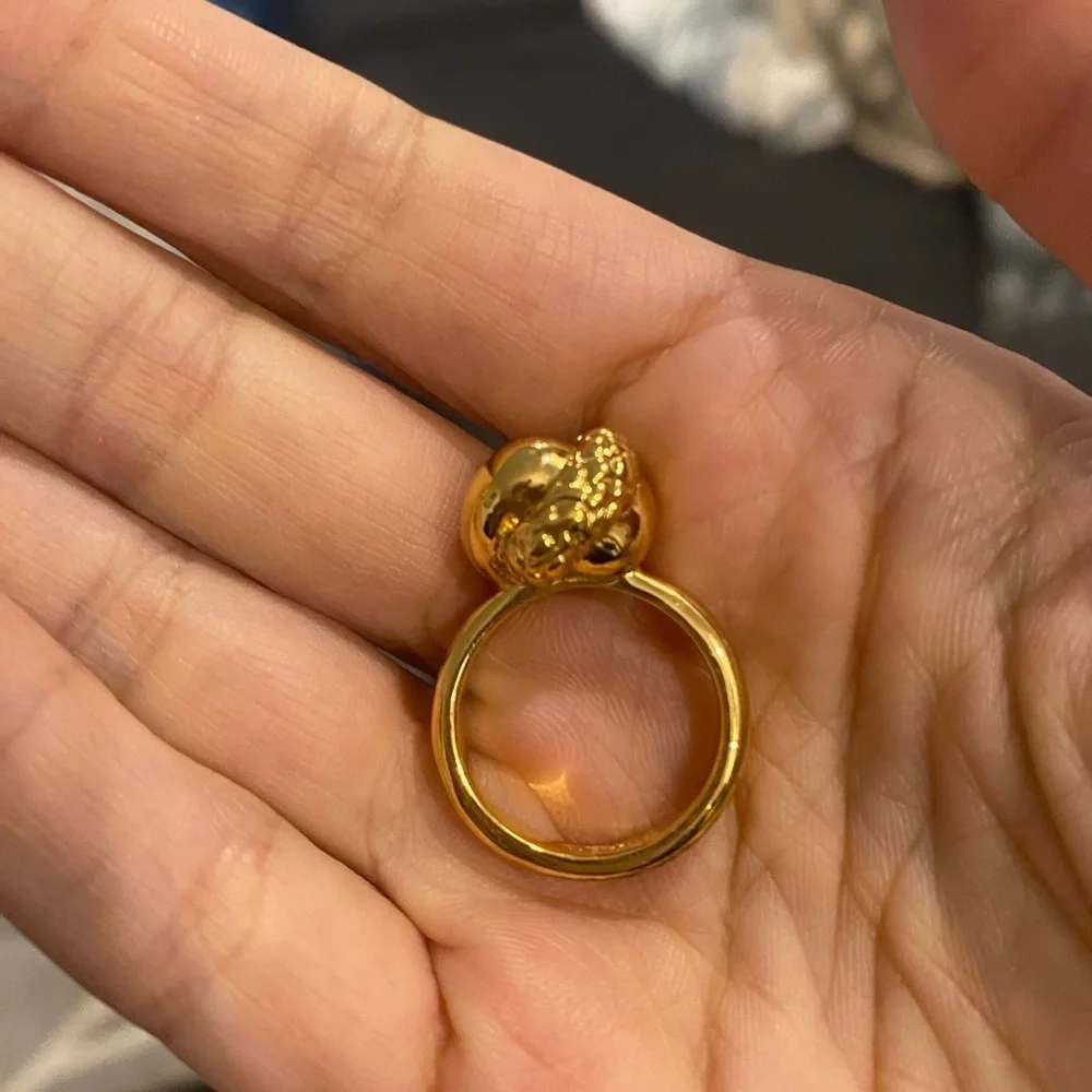 COACH Knot Ring - Picture 5 of 7